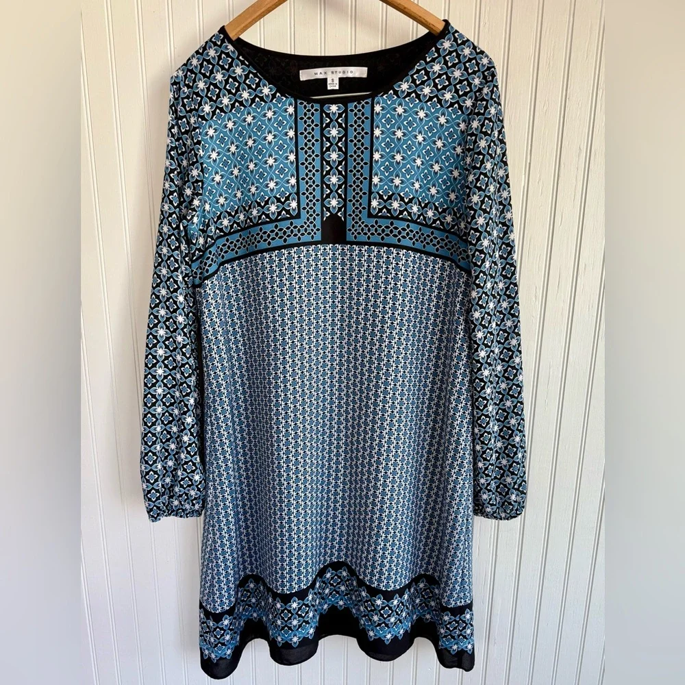 Max Studio Light Blue Long Sleeve Dress Size Small